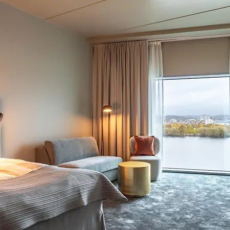Clarion Hotel The Pier Gothenburg Exterior photo